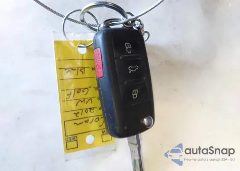 2012 Volkswagen Golf 2.5L 4-Door из США, поврежденный, VIN WVWDB7AJ6CW314409